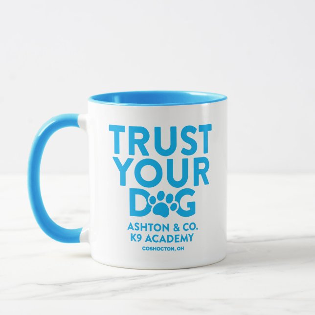 Taza Ashton & Co. K9 Academy Trust Your Dog 11 oz. (Izquierda)