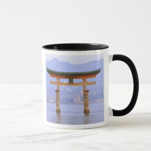 Taza Asia, Japón, Hiroshima. Mivaiima. Puerta Torii