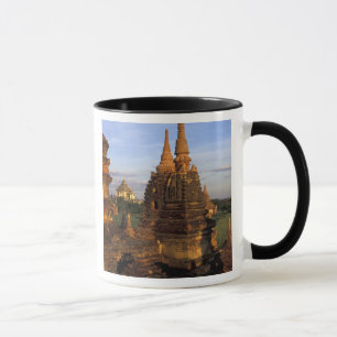 Taza Asia, Myanmar, Bagan. Antiguos templos y