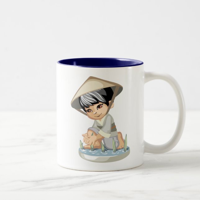 Taza asiática del muchacho (Derecha)