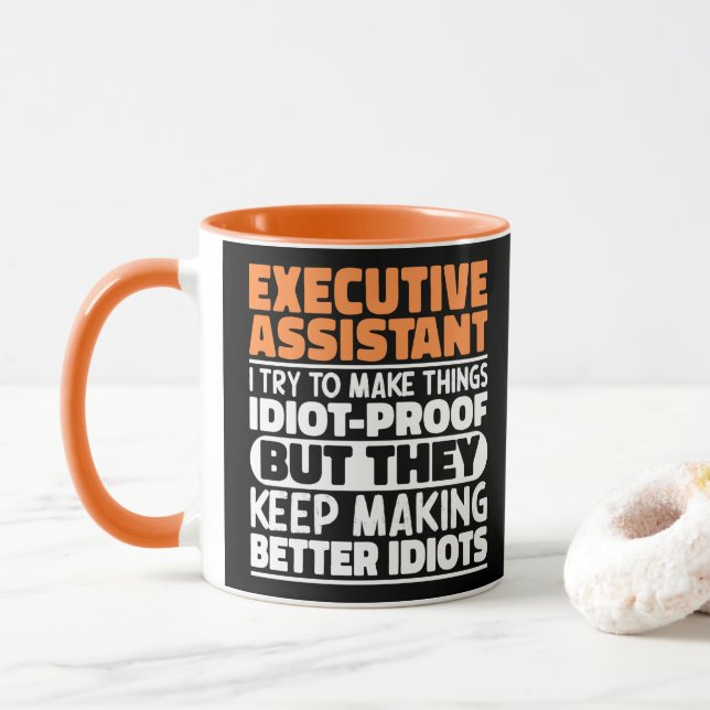 Taza Asistente Ejecutivo I Intento Hacer Las Cosas Dive (Con donut)