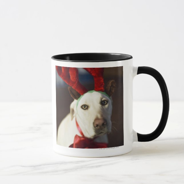 Taza Astas del reno del perro que llevan (Derecha)