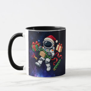 Taza Astronauta de Navidad envolviendo regalos en el es