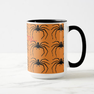 Taza Asustada Halloween muestra araña negra diseñada