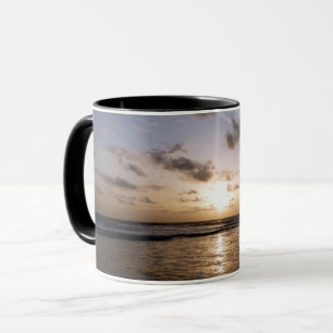 Taza Atardecer sobre el mar Árabe