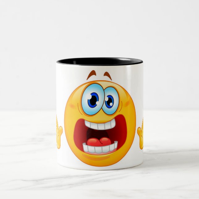 taza aterrorizada de la emoji (Centro)