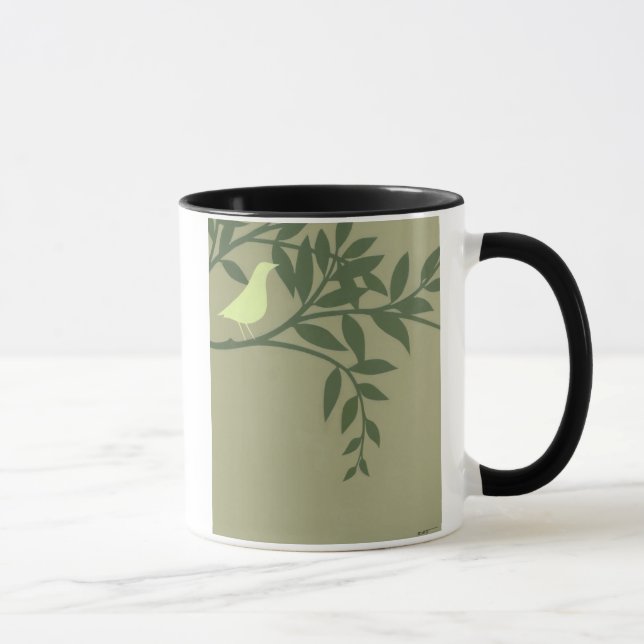 Taza Ave verde encaramado en la rama verde (Derecha)