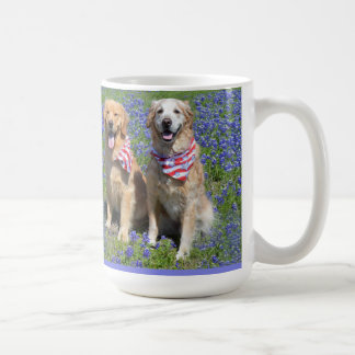 Taza azul del capo de los perros perdigueros de
