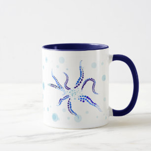 Taza azul del jardín del pulpo