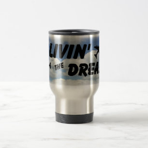 Taza azul del viaje de la nube