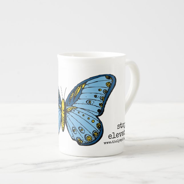Taza azul elevada "estancia" de la mariposa (Derecha)
