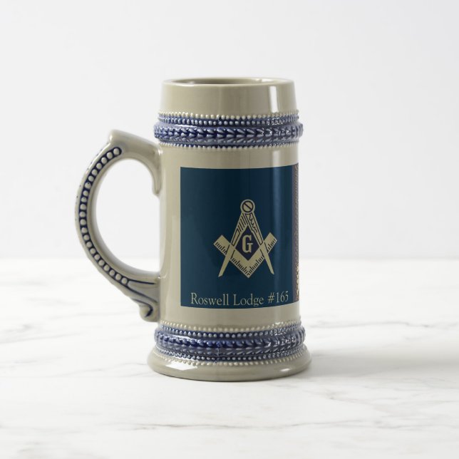 Taza azul masónica de la casa de campo (Izquierda)