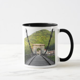 Taza Bagni di Lucca, Toscana, Italia - Un puente antigu