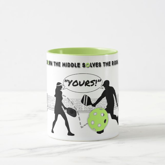 Taza Baloncesto: Abajo el centro resuelve el acertijo (Centro)