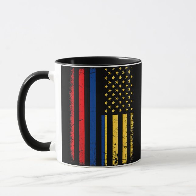 Taza Bandera colombiana norteamericana recorre Colombia (Izquierda)