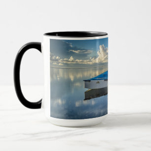 Taza Barco de fila en el agua