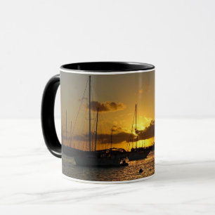 Taza Barcos de vela al atardecer