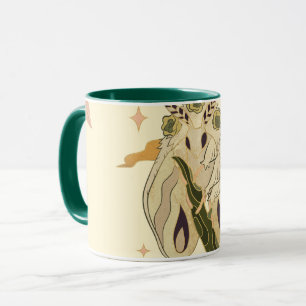 Taza Beige Fae Moth, arte gráfico místico
