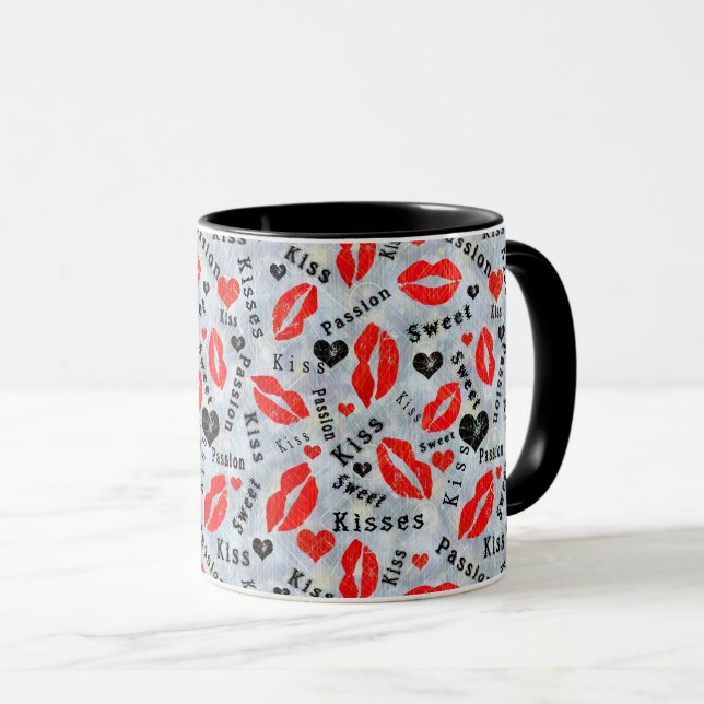 Taza Beso, labios rojos. (Anverso derecho)