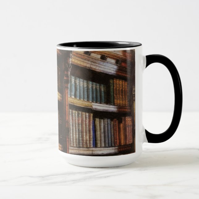 Taza Biblioteca medieval y libros de diseño antiguo (Derecha)