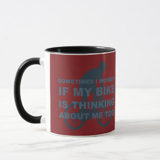 Taza Bici divertida que piensa en rojo azul de la cita