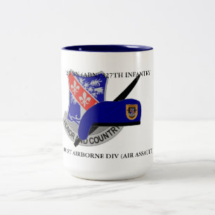 Taza Bicolor 1r La 327TH INFANTERÍA de los BN (ABN) ASALTA