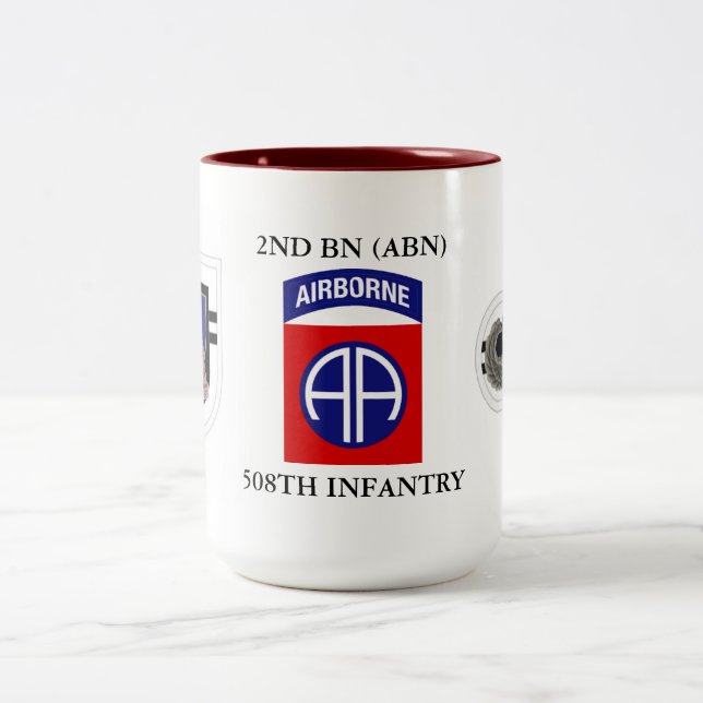 Taza Bicolor 2do La 508TH INFANTERÍA del BATALLÓN ASALTA (Centro)