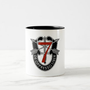 Taza Bicolor 7mo Escudo del grupo de las fuerzas especiales