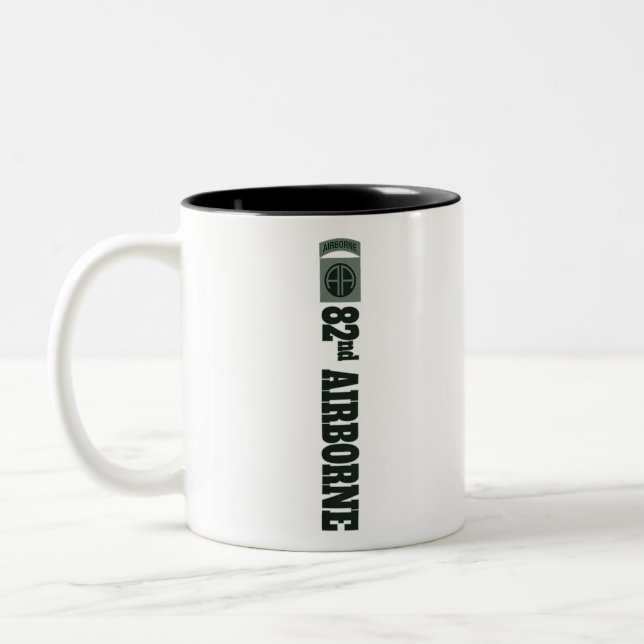 Taza Bicolor 82.º Airborne (Izquierda)