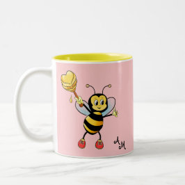 Taza Bicolor Abeja dulce con corazón y monograma sobre rosa cla