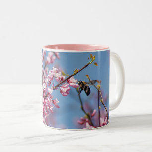 Taza Bicolor Abeja floral del rosa del árbol de Redbud