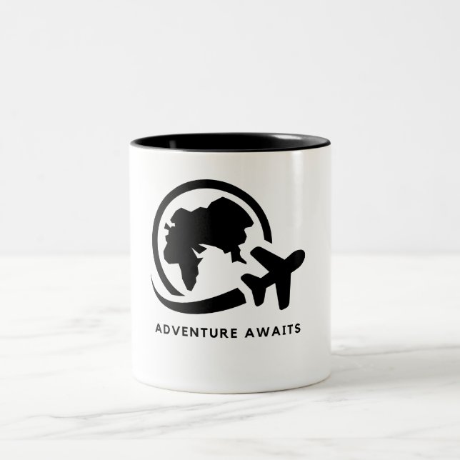 Taza Bicolor Adventure Awaits (Centro)