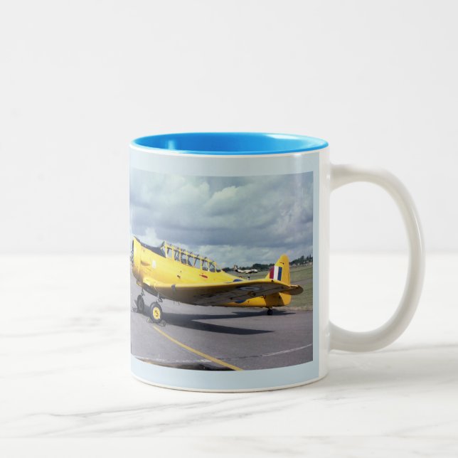 Taza Bicolor Aeronaves de Harvard (Derecha)