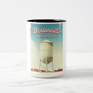 Taza Bicolor Afiche de viaje de Bentonville, Arkansas.