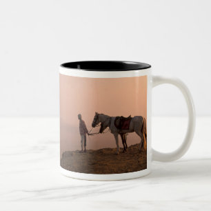 Taza Bicolor África, Egipto, El Cairo, Giza, pirámides de Giza