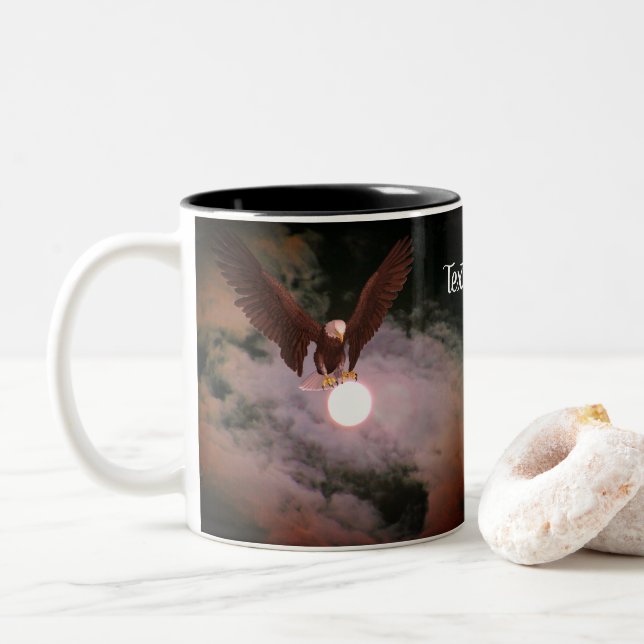 Taza Bicolor Águila calva y fantasía lunar completa personaliza (Con donut)