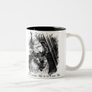 Taza Bicolor Al gnomo debe amarme (la taza)