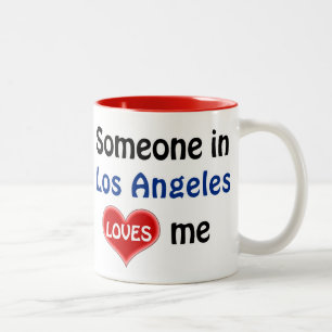 Taza Bicolor Alguien en Los Ángeles me ama