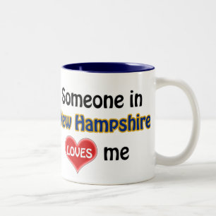 Taza Bicolor Alguien en New Hampshire me quiere
