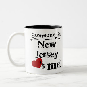 Taza Bicolor Alguien en New Jersey me ama