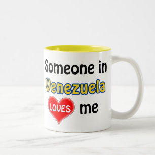 Taza Bicolor Alguien en Venezuela me ama