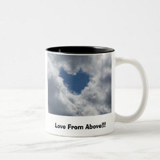 Taza Bicolor Alguien para arriba allí le ama