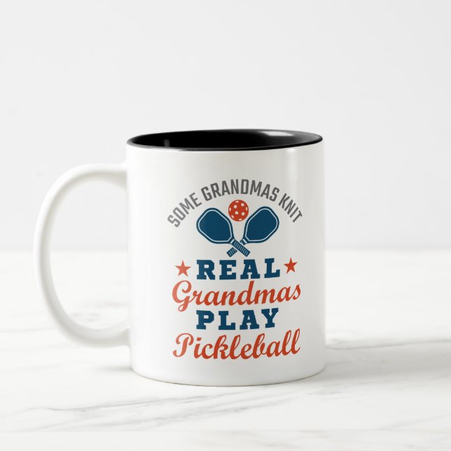 Taza Bicolor Algunos abuelitos juegan a las bolas (Izquierda)