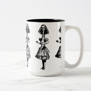 Taza Bicolor Alicia vintage extendida en el país de las maravil