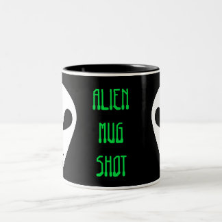 Taza Bicolor Alien Mug Shot
