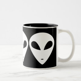 Taza Bicolor Alien Mug Shot