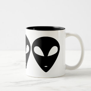 Taza Bicolor Alien Mug Shot