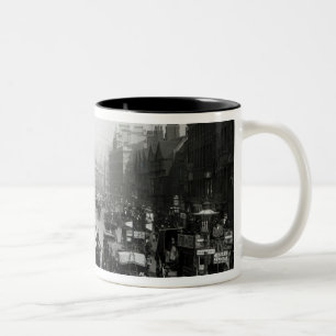 Taza Bicolor Alta Holborn, Londres, c.1890