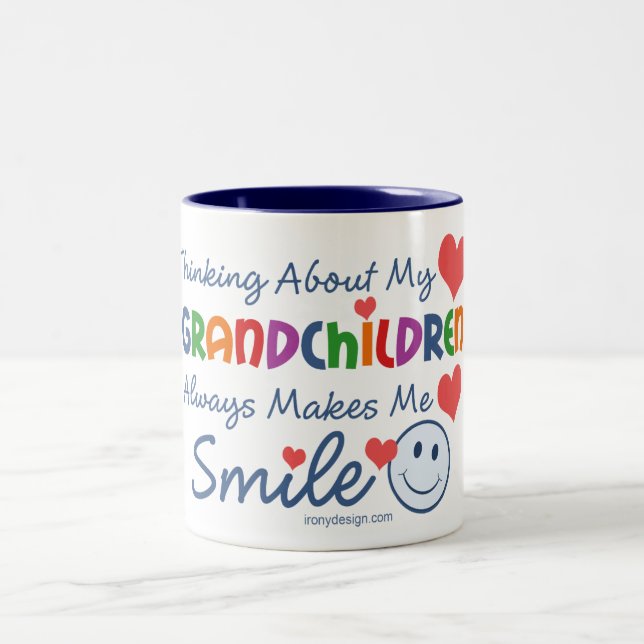 Taza Bicolor Amo a mis nietos (Centro)