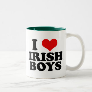 Taza Bicolor amo a muchachos irlandeses